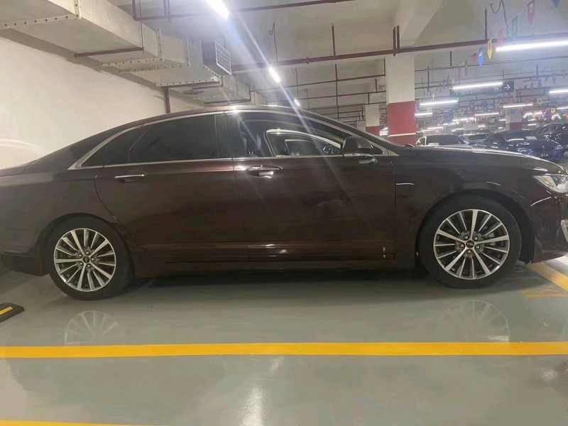 攀枝花20年林肯MKZ2