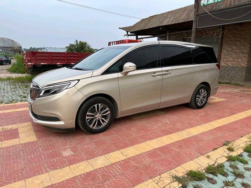 徐州19年别克GL83