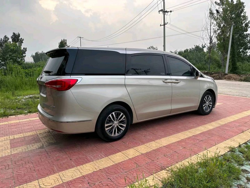 徐州19年别克GL88