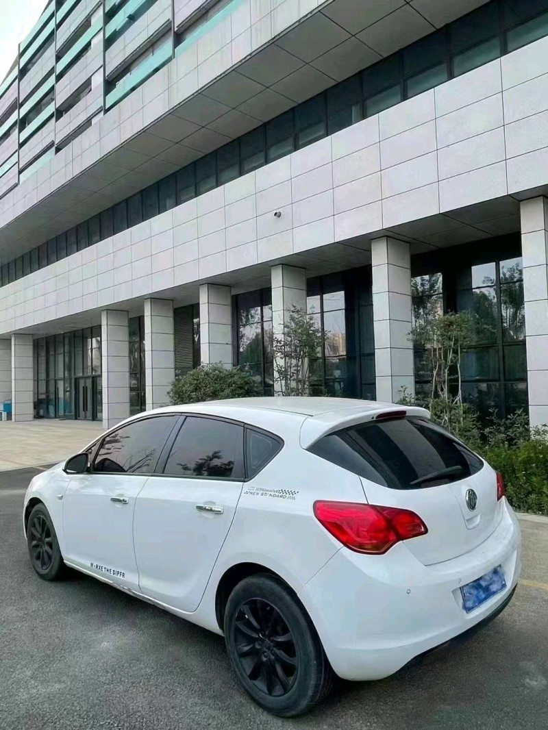 枣庄15年别克英朗8