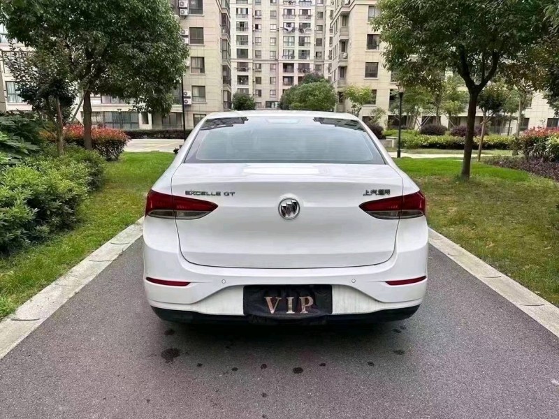 嘉兴21年别克英朗9