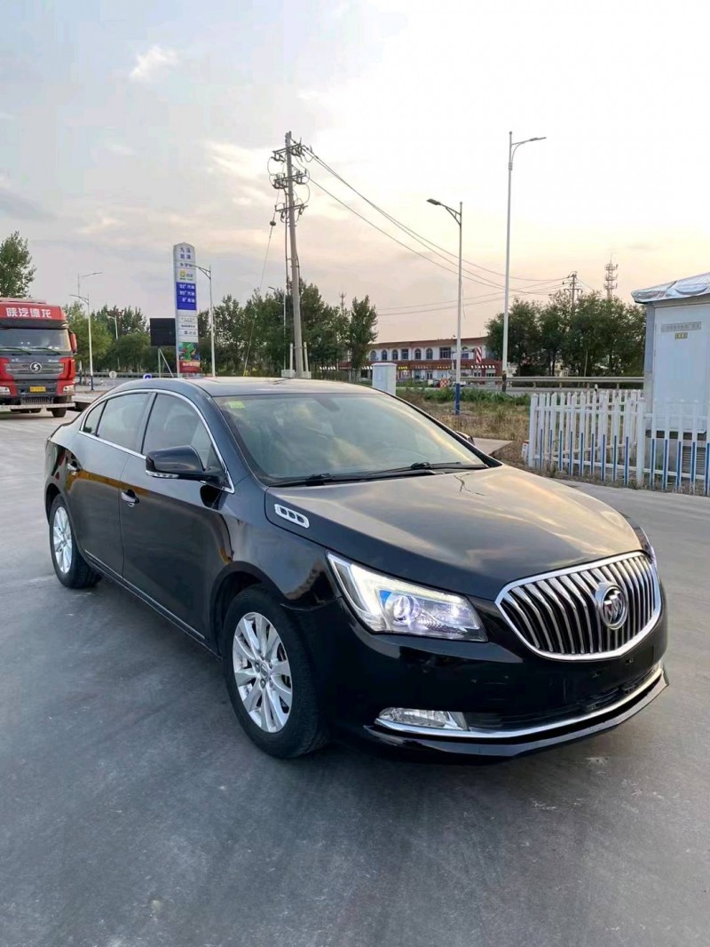 淄博15年别克君越2