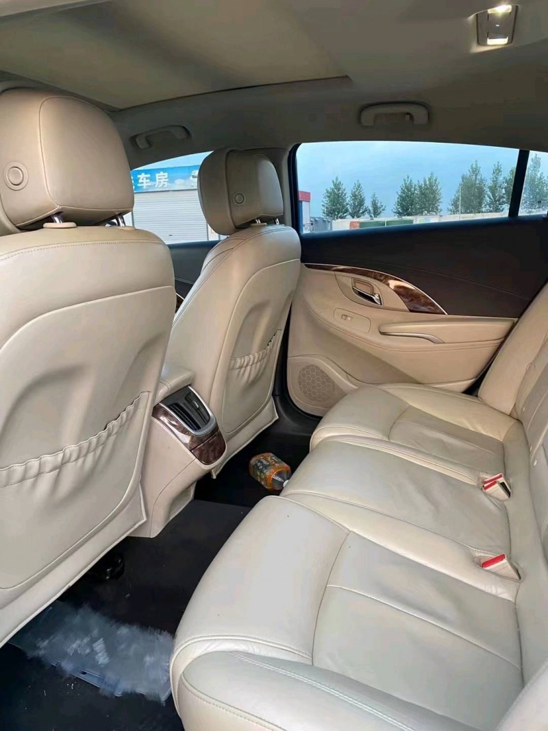 淄博15年别克君越6