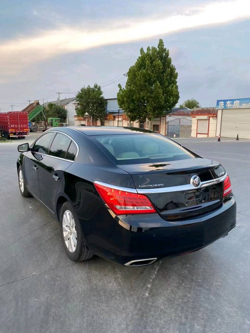 淄博15年别克君越7