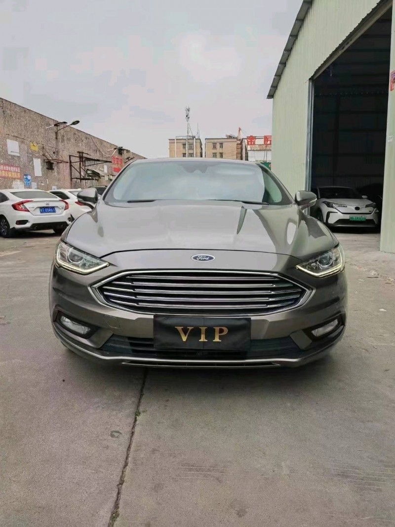 中山17年福特蒙迪欧1