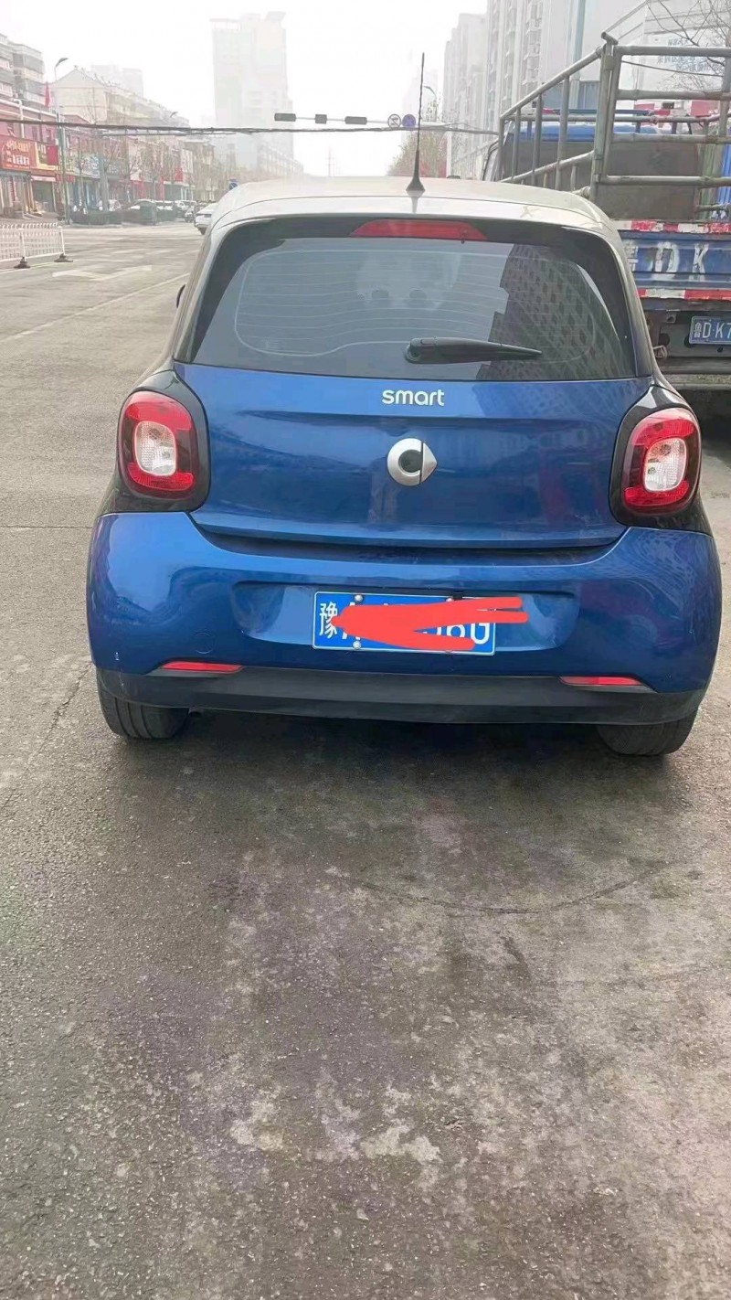 东营18年奔驰smart3