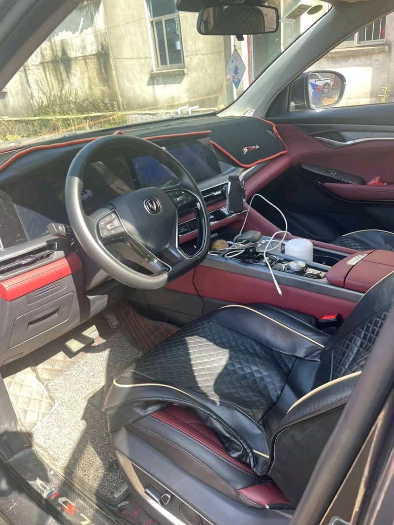 嘉興22年長安汽車CS754