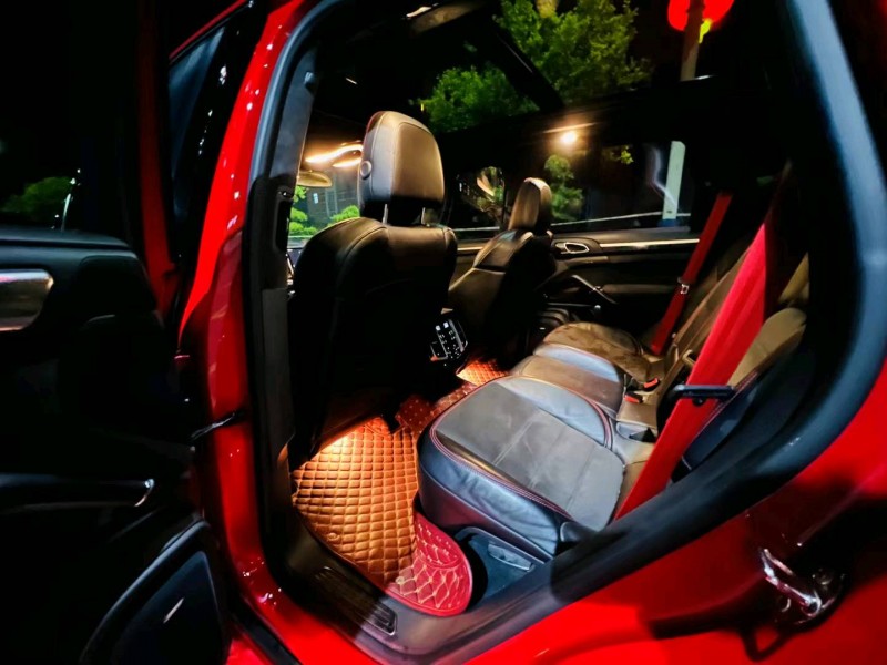 济南17年保时捷卡宴5