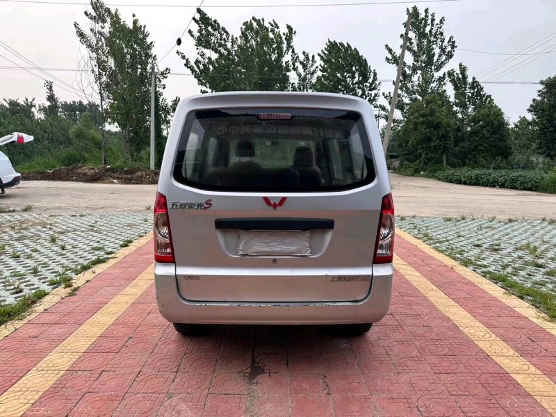 徐州18年五菱汽車榮光9