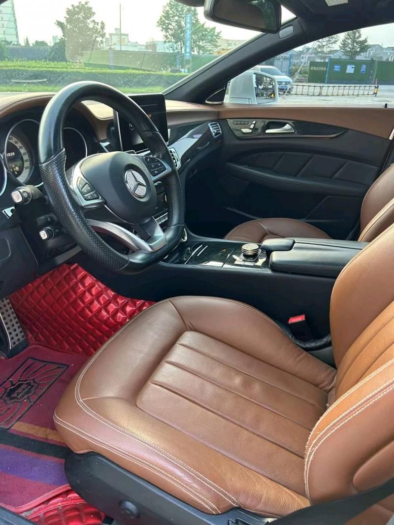 宜昌17年奔驰CLS5