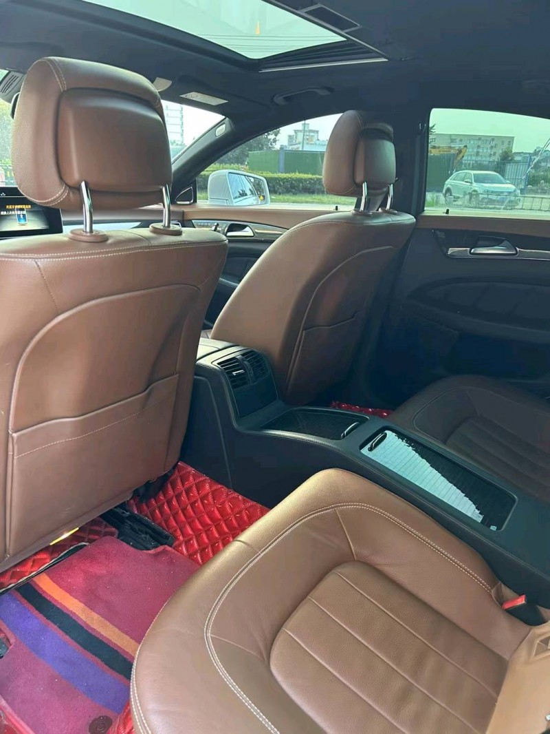 宜昌17年奔驰CLS7