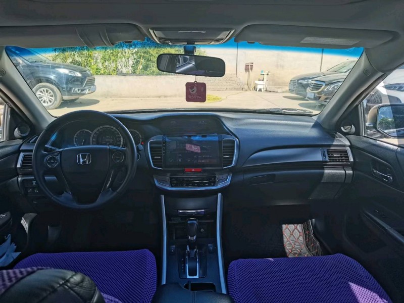 保定15年本田雅阁6