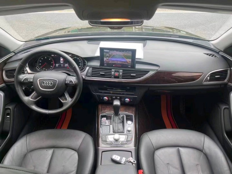 济宁19年奥迪A6L4