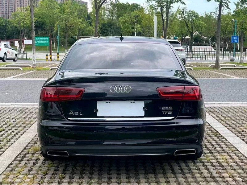 济宁19年奥迪A6L9