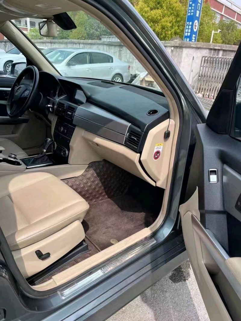 宜昌12年奔驰GLK5