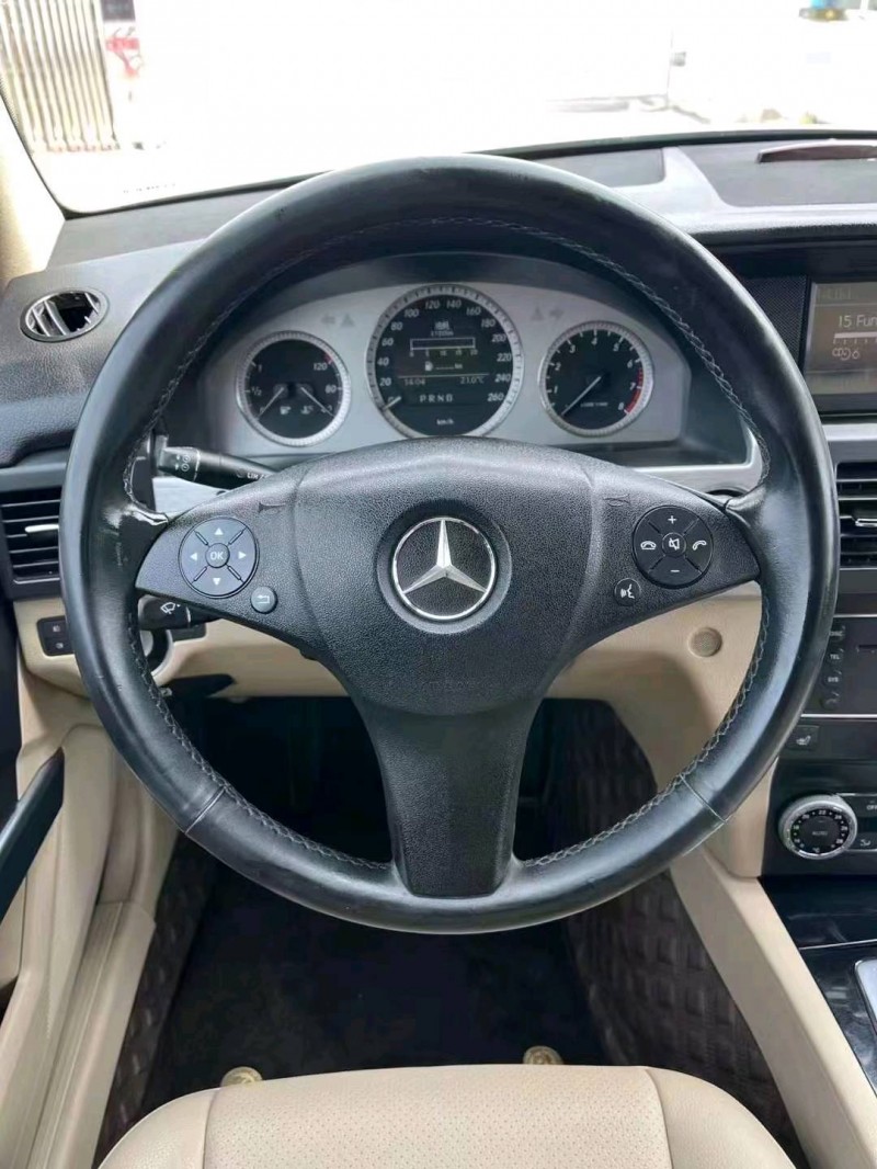 宜昌12年奔驰GLK6