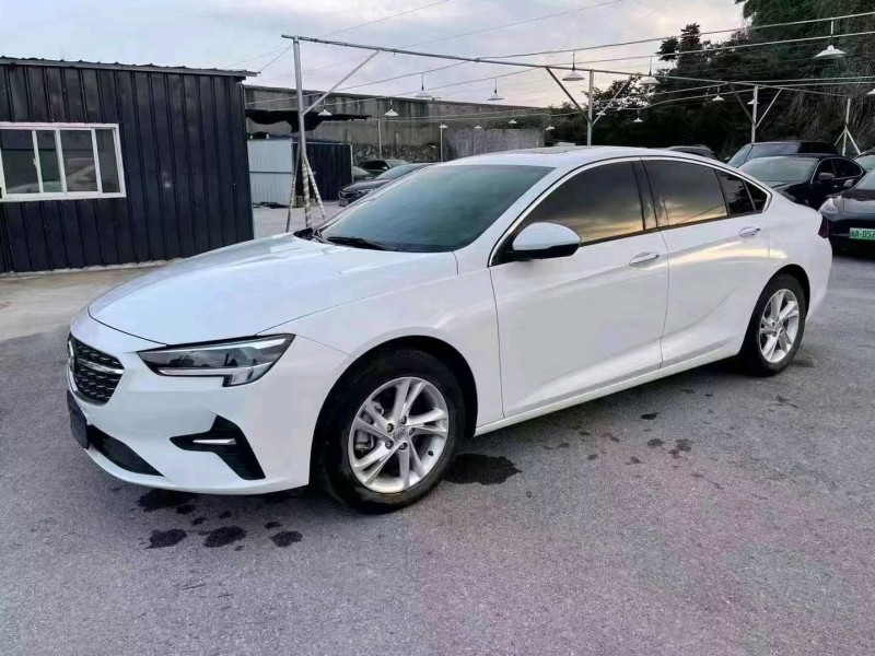 宜昌22年别克君威9