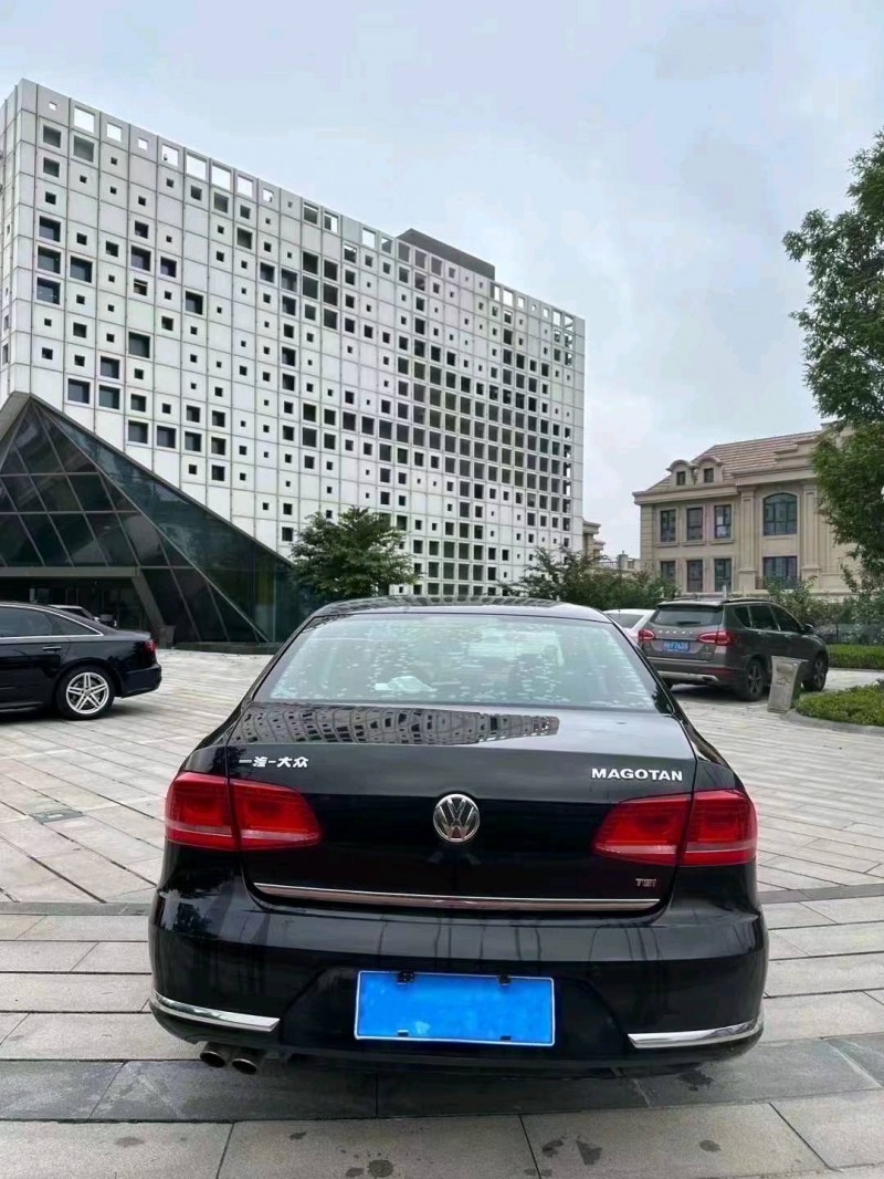 淄博16年大众迈腾8