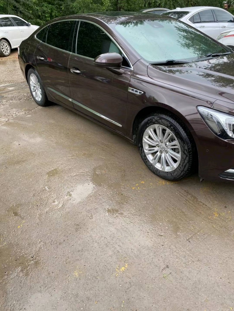 保定17年别克君越2