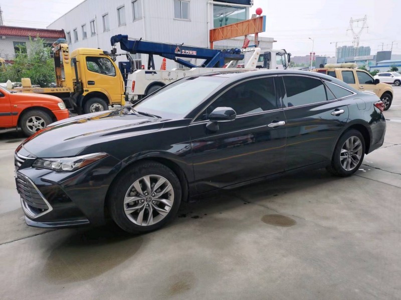 保定21年丰田亚洲龙2