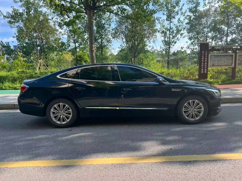 衡阳17年别克君越7