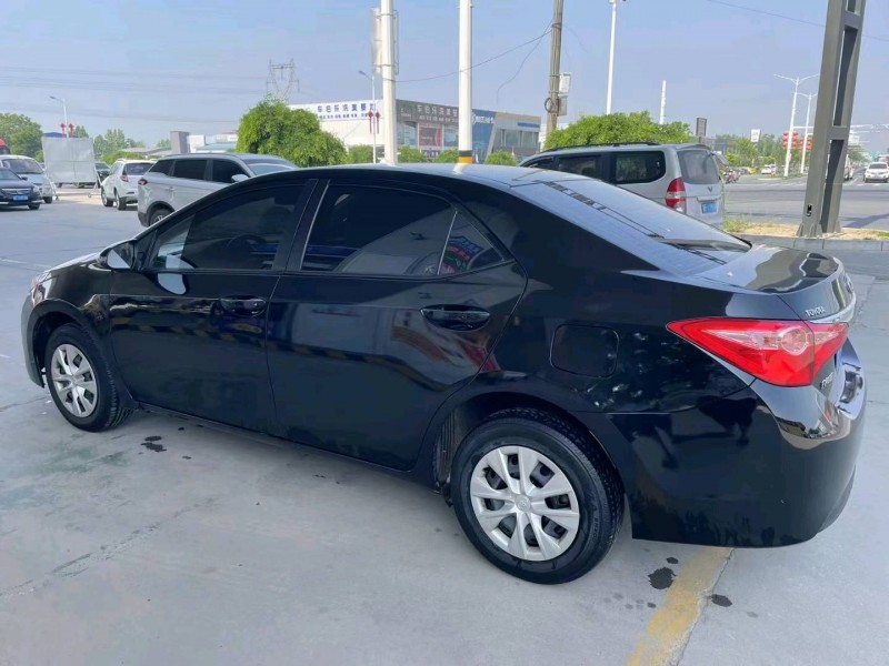 保定18年丰田雷凌5