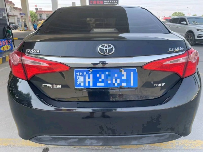 保定18年丰田雷凌9