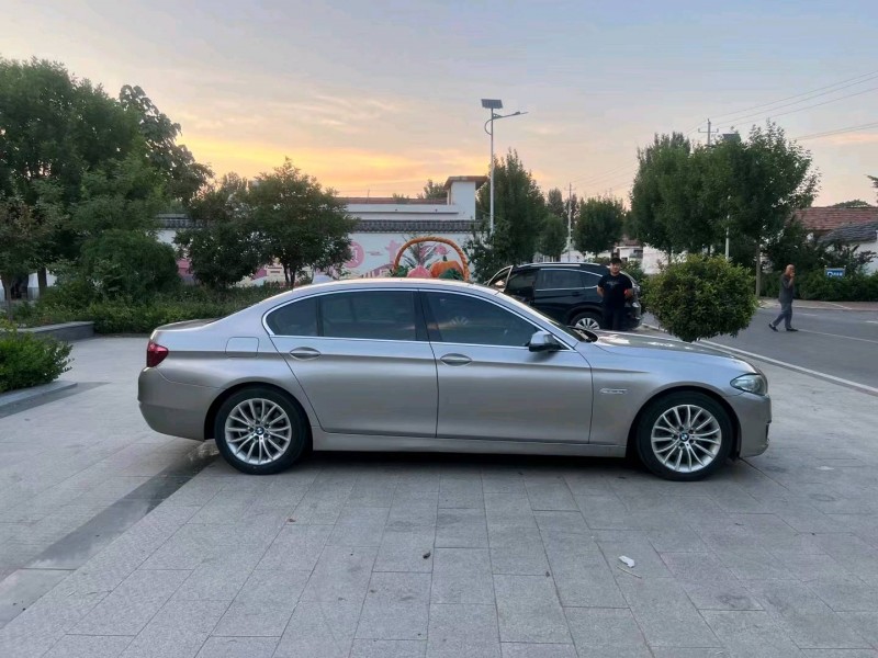 济南16年宝马5系7