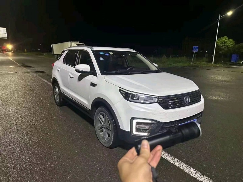 嘉興19年長安汽車CS552