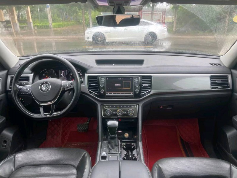 济南18年大众途昂5