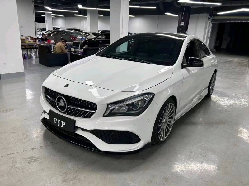 曲靖21年奔馳CLA2