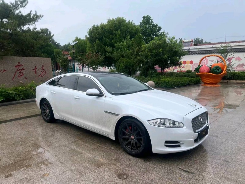 济南14年捷豹XJ3