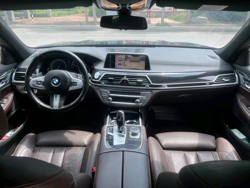 济南18年宝马7系5