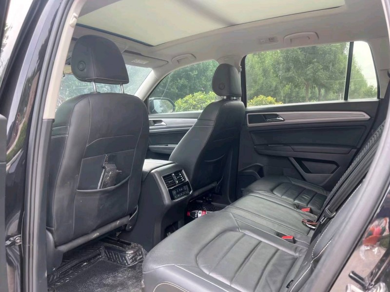 济南19年大众途昂6