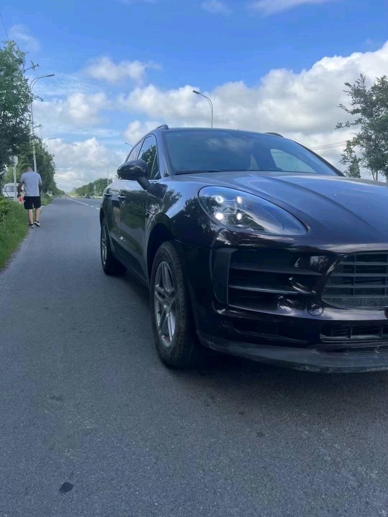 泰州20年保时捷Macan2