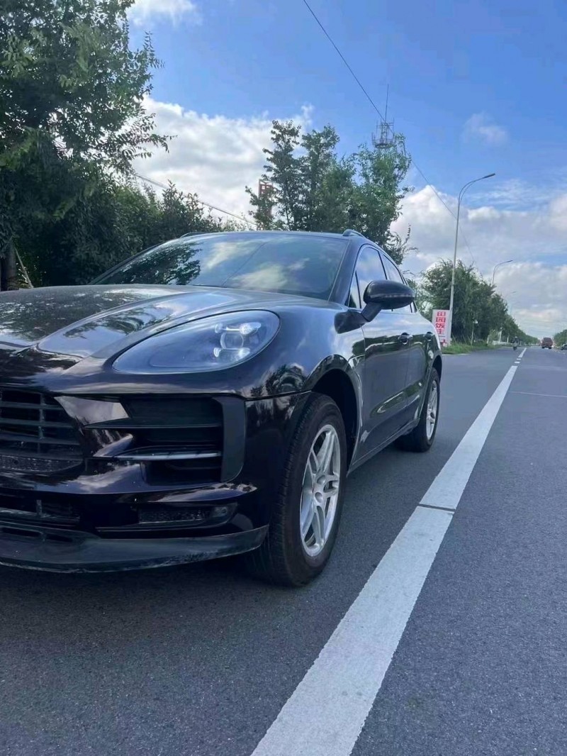 泰州20年保时捷Macan3