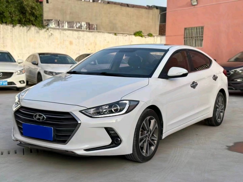 济宁16年现代领动2