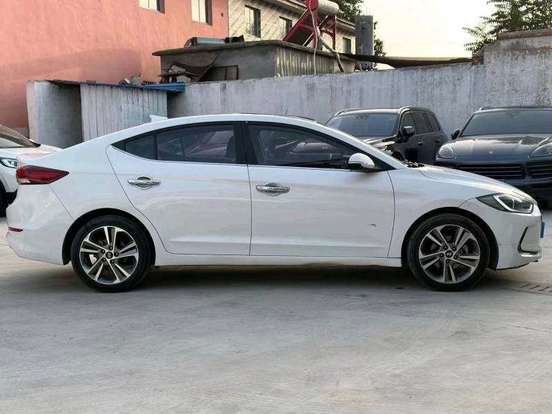 济宁16年现代领动3