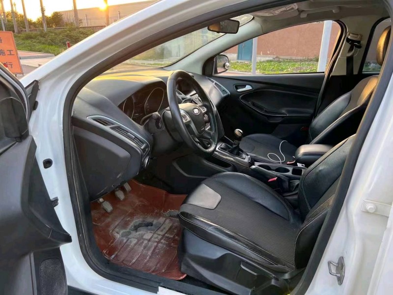 淄博14年福特福克斯6