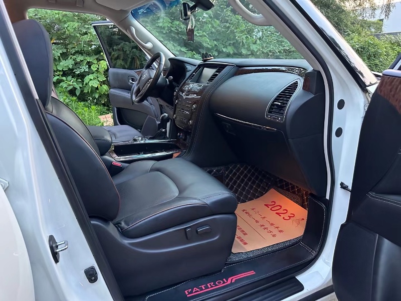 徐州18年日产途乐8