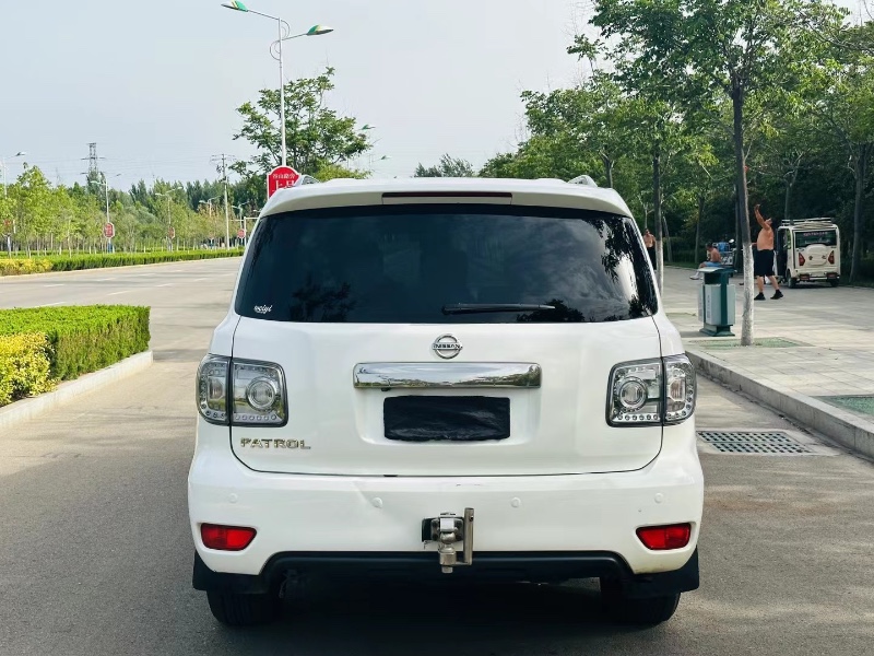 聊城14年日产途乐4