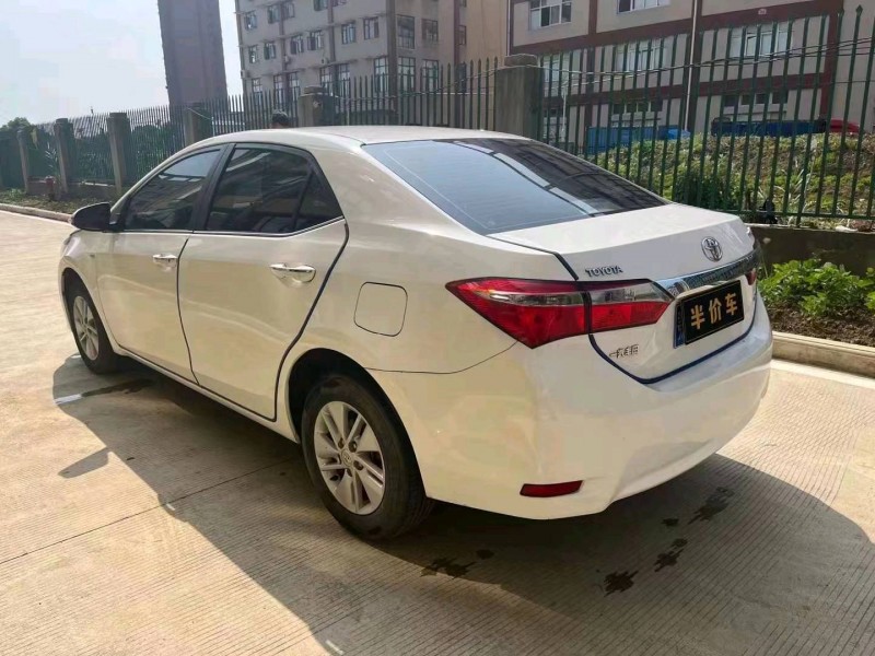 宜昌19年丰田卡罗拉5