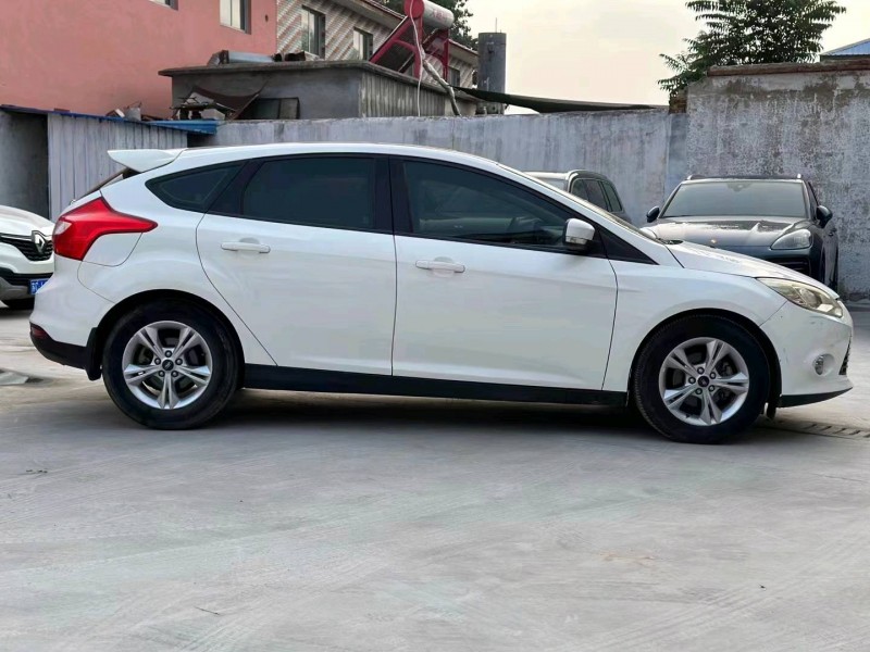 枣庄14年福特福克斯3