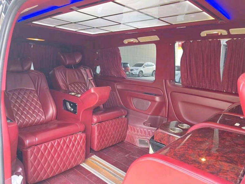 枣庄18年奔驰威霆4