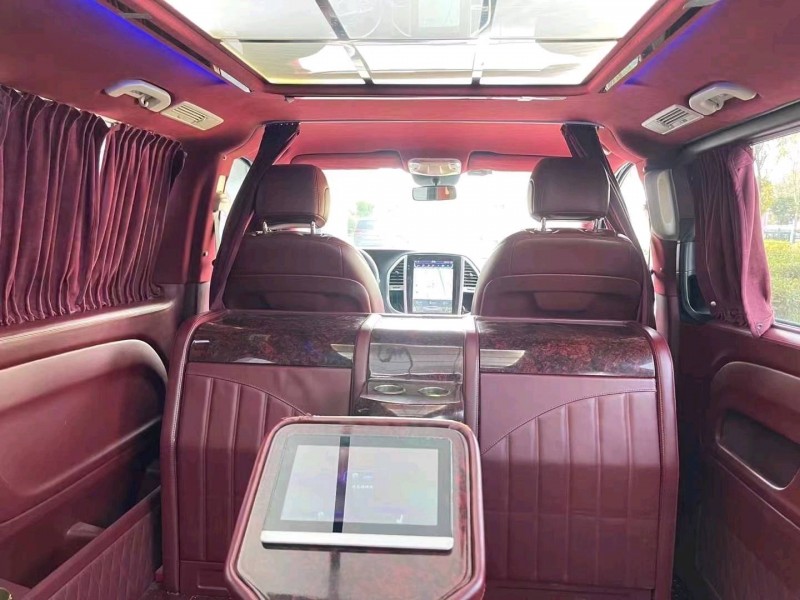 枣庄18年奔驰威霆7