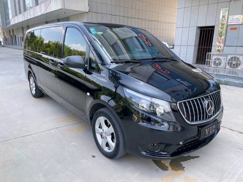 枣庄18年奔驰威霆9