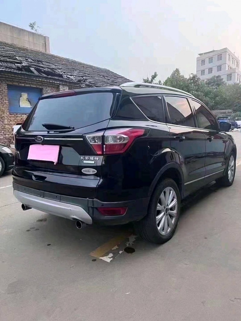 邯郸17年福特翼虎3