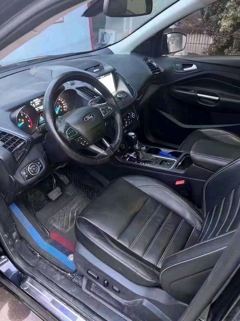 邯郸17年福特翼虎4