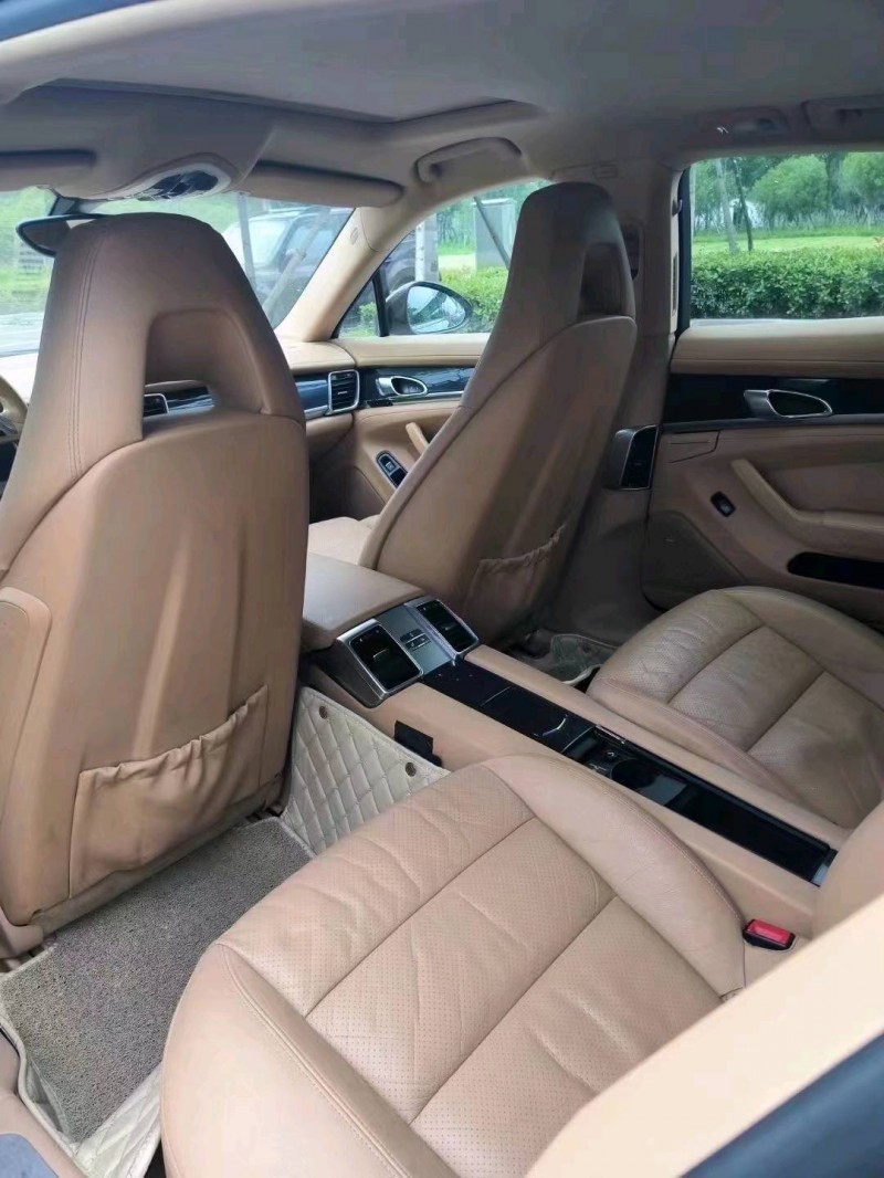 宜昌12年保时捷帕拉梅拉7