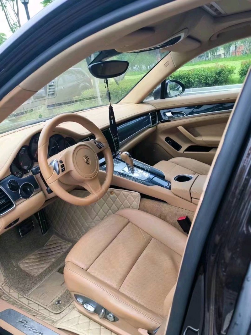 宜昌12年保时捷帕拉梅拉9